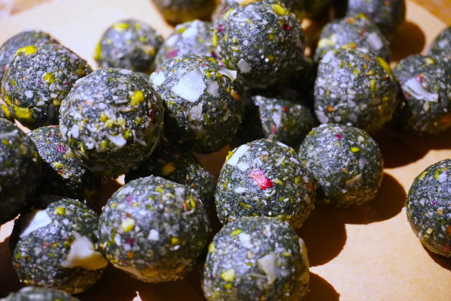 Blue superfood energy balls