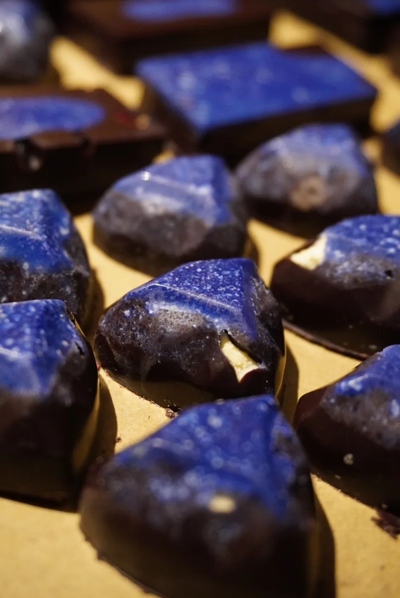 Indigo raw chocolate
